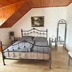 Tennis House With Balcony Apartament *