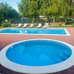 Tennis House With Balcony Apartament *